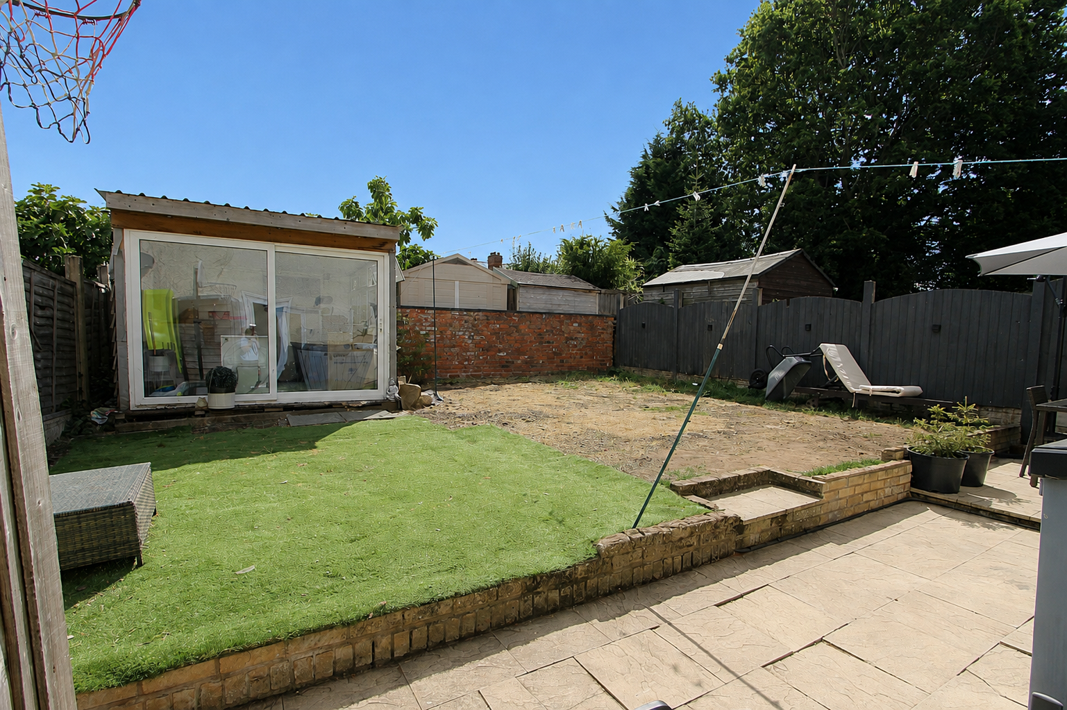 Brinton Crescent, Kidderminster